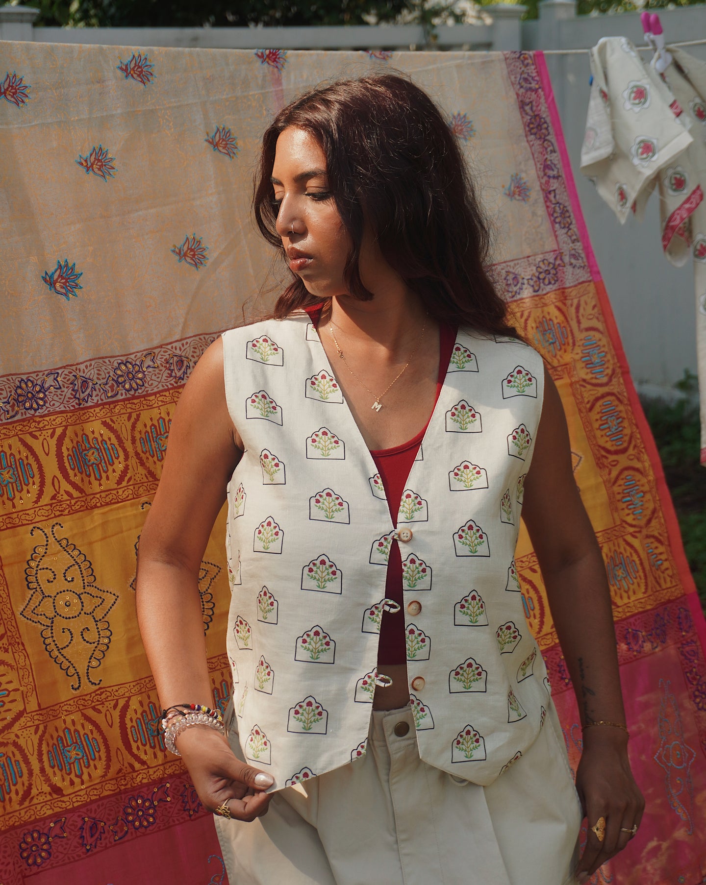 Papri Vest