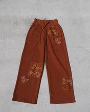 Load image into Gallery viewer, DUSK Women’s Sweatpants
